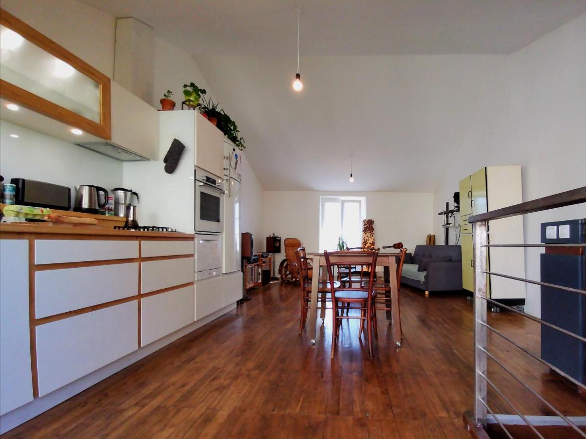 La maison de Thomas Saint-Amant-de-Boixe Extérieur photo